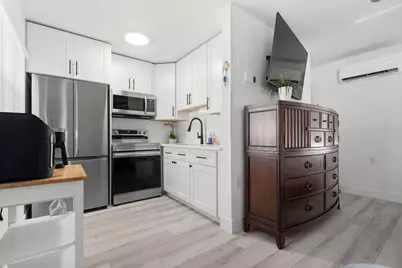 2060 NE 1st Street #2, Deerfield Beach, FL 33441 - Photo 6