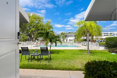2060 NE 1st Street #2, Deerfield Beach, FL 33441 - Photo 18