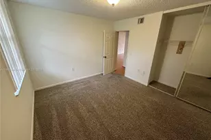 3650 Whitehall Dr, West Palm Beach, FL 33401 - Photo 12