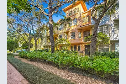 2724 Ravella Way, Palm Beach Gardens, FL 33410 - Photo 2