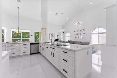 1290 Manor Court, Weston, FL 33326 - Photo 16