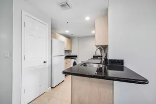 2040 Greenview Shores Blvd, Wellington, FL 33414 - Photo 10