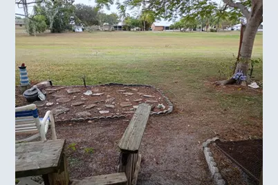 109 E East Caribbean, Port Saint Lucie, FL 34952 - Photo 32