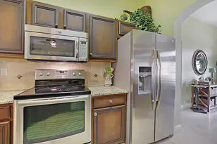 2963 Werwood Ct, Wellington, FL 33414 - Photo 12