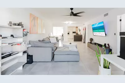 800 E Camino Real #309, Boca Raton, FL 33432 - Photo 12