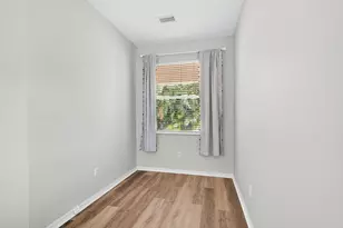 313 SW Perdido Key St, Port Saint Lucie, FL 34986 - Photo 18