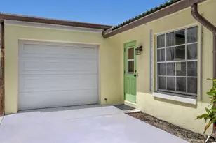 219 Claremont Ln, Palm Beach Shores, FL 33404 - Photo 30