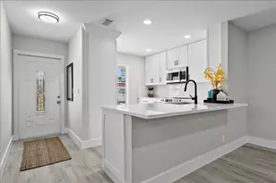 769 Nantucket Cir, Lake Worth, FL 33467 - Photo 1