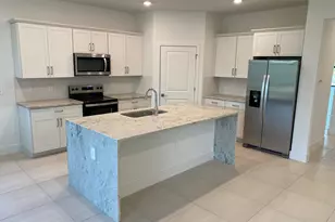 6950 SE Pk Trce Dr, Stuart, FL 34997 - Photo 8