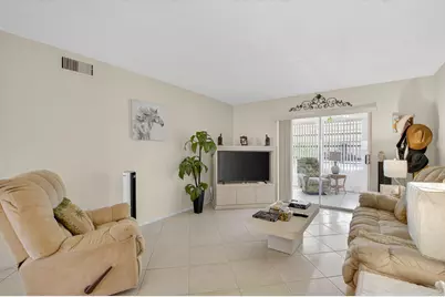 2152 NE 1st Way #101, Boynton Beach, FL 33435 - Photo 12