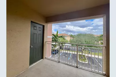 6450 Emerald Dunes Drive #301, West Palm Beach, FL 33411 - Photo 8