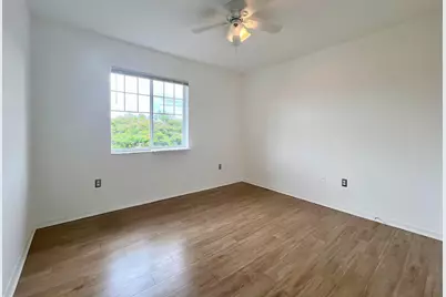 6450 Emerald Dunes Drive #301, West Palm Beach, FL 33411 - Photo 18