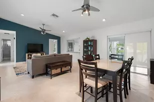 288 NW 39th Way, Deerfield Beach, FL 33442 - Photo 10