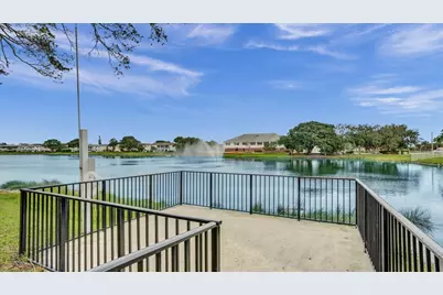 118 Sheffield E, West Palm Beach, FL 33417 - Photo 16