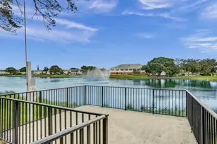 118 Sheffield E, West Palm Beach, FL 33417 - Photo 16