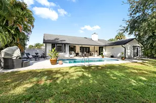 1855 Primrose Ln, Wellington, FL 33414 - Photo 30