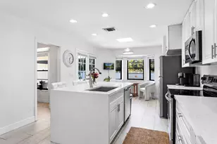 1855 Primrose Ln, Wellington, FL 33414 - Photo 20