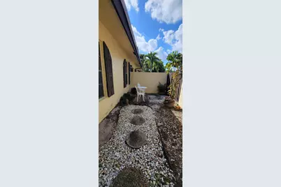 493 SW 28th Avenue, Delray Beach, FL 33445 - Photo 44