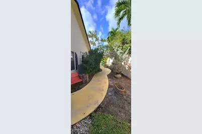 493 SW 28th Avenue, Delray Beach, FL 33445 - Photo 36