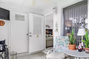 106 Lake Pine Cir, Greenacres, FL 33463 - Photo 2