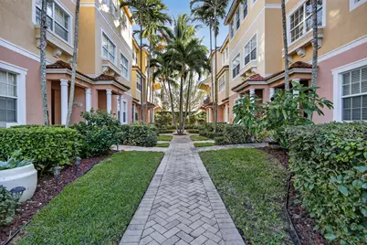 115 Harbors Way, Boynton Beach, FL 33435 - Photo 4