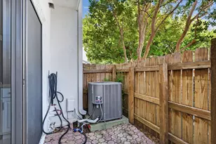 2140 NE 44th St, Lighthouse Point, FL 33064 - Photo 40