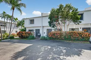 2140 NE 44th St, Lighthouse Point, FL 33064 - Photo 2