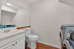 2140 NE 44th St, Lighthouse Point, FL 33064 - Photo 18