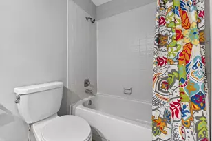 2140 NE 44th St, Lighthouse Point, FL 33064 - Photo 34