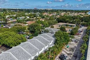 2140 NE 44th St, Lighthouse Point, FL 33064 - Photo 48