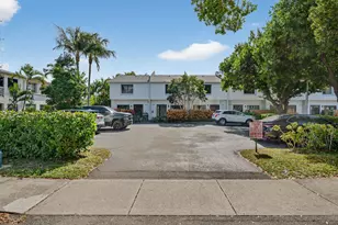 2140 NE 44th St, Lighthouse Point, FL 33064 - Photo 44