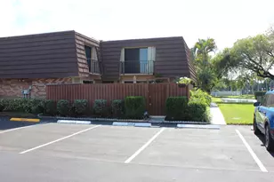 3910 Louis Dr, Lake Worth, FL 33461 - Photo 2