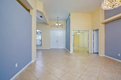 555 SE Nome Drive, Port Saint Lucie, FL 34984 - Photo 6