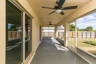 555 SE Nome Dr, Port Saint Lucie, FL 34984 - Photo 24