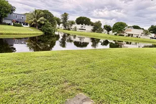 1602 Shaker Cir, Wellington, FL 33414 - Photo 2