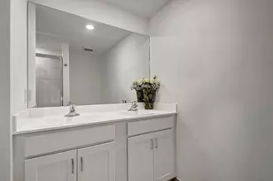 6851 Broadwater Ln, Lake Worth, FL 33467 - Photo 14