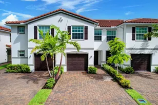 6851 Broadwater Ln, Lake Worth, FL 33467 - Photo 2