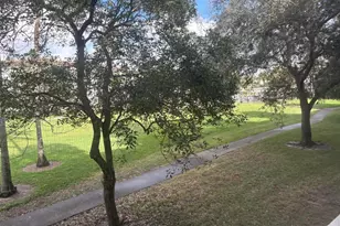 2804 Victoria Way, Coconut Creek, FL 33066 - Photo 16