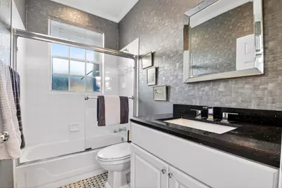 11921 Fountainside Circle, Boynton Beach, FL 33437 - Photo 32