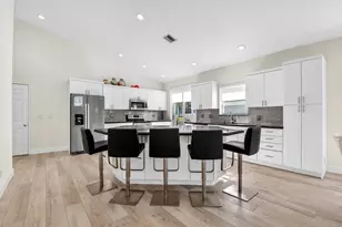 11921 Fountainside Cir, Boynton Beach, FL 33437 - Photo 18