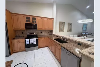 7275 Summer Tree Drive, Boynton Beach, FL 33437 - Photo 6