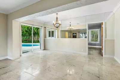 121 NE Spanish Court, Boca Raton, FL 33432 - Photo 12