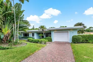 121 NE Spanish Ct, Boca Raton, FL 33432 - Photo 6