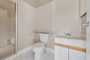 180 Saxony D, Delray Beach, FL 33446 - Photo 28