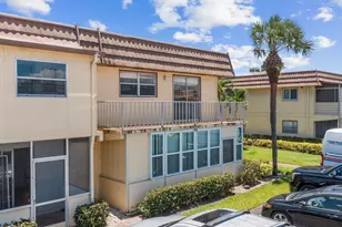 180 Saxony D, Delray Beach, FL 33446 - Photo 2