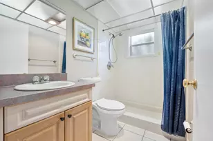 157 Flanders D, Delray Beach, FL 33484 - Photo 22