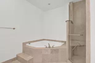 1640 Presidential Way, West Palm Beach, FL 33401 - Photo 20