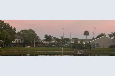 5305 Bayside Drive, Greenacres, FL 33463 - Photo 10