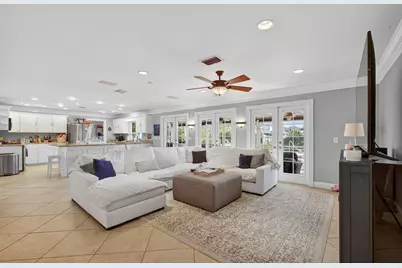 12046 Prosperity Farms Road, Palm Beach Gardens, FL 33410 - Photo 20