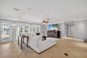 12046 Prosperity Farms Rd, Palm Beach Gardens, FL 33410 - Photo 18